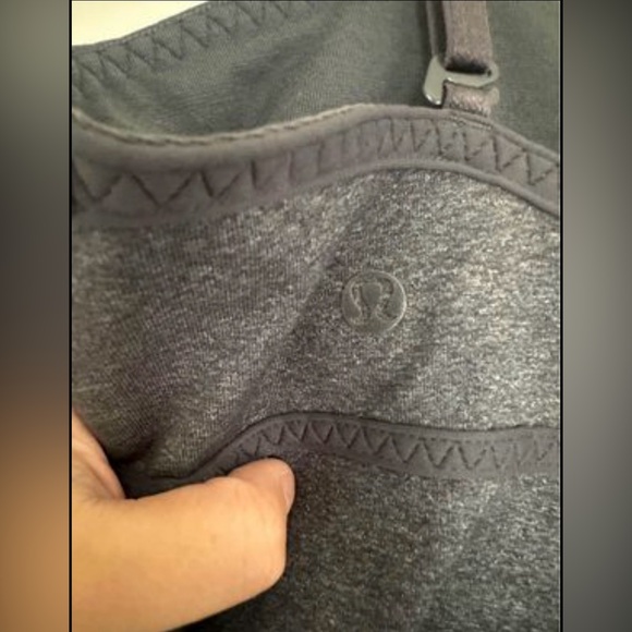 Lululemon Tank Top size 8 - Picture 3 of 4